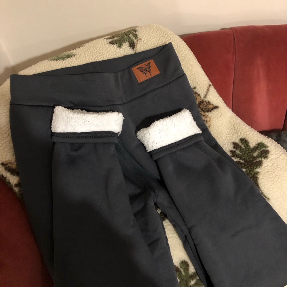 NWOT fleece Sherpa lined leggings